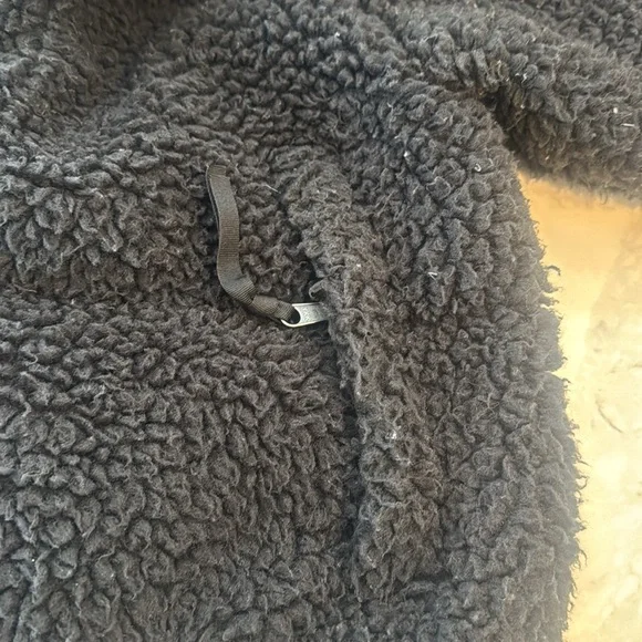 The North Face Sherpa Nuptse Jacket - small - Picture 5 of 8